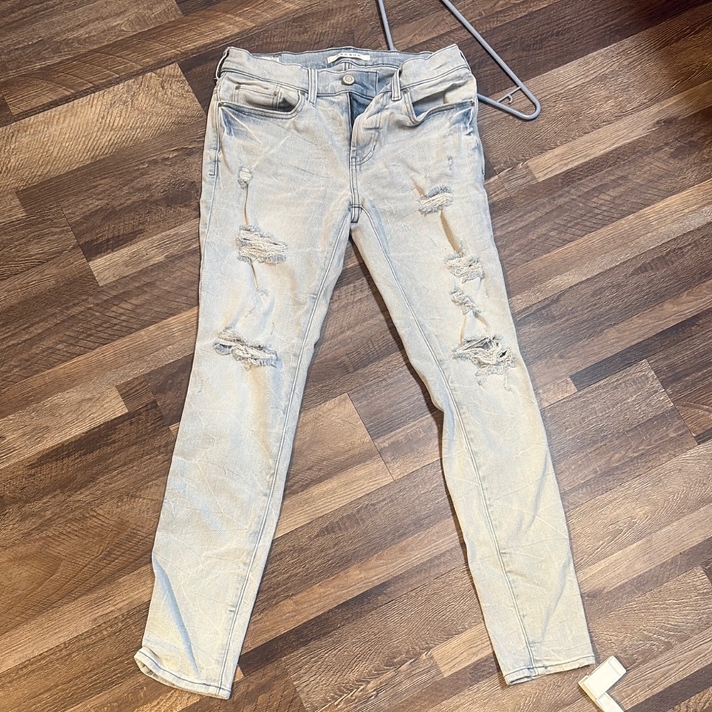 Distressed Light Blue mens Jeans